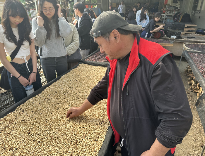 從教室走進部落 中正師生共創鄒族文化與產業永續未來 2025/05/28圖片